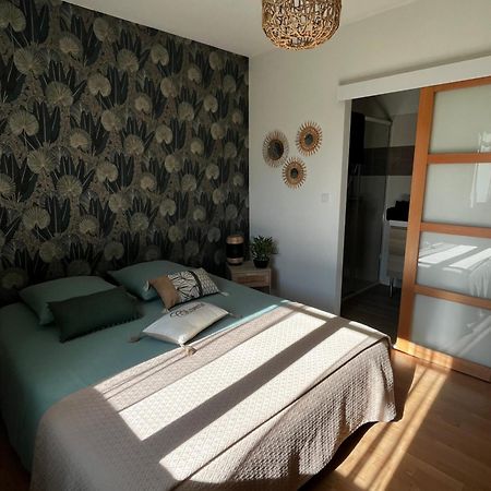 Les Voyages De Louison Bed & Breakfast Lavardac Exterior photo